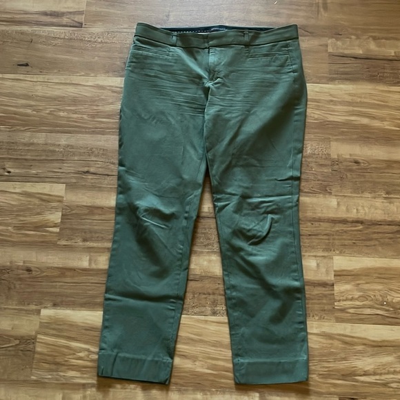 Banana Republic Pants - Banana Republic Green Ankle Pants